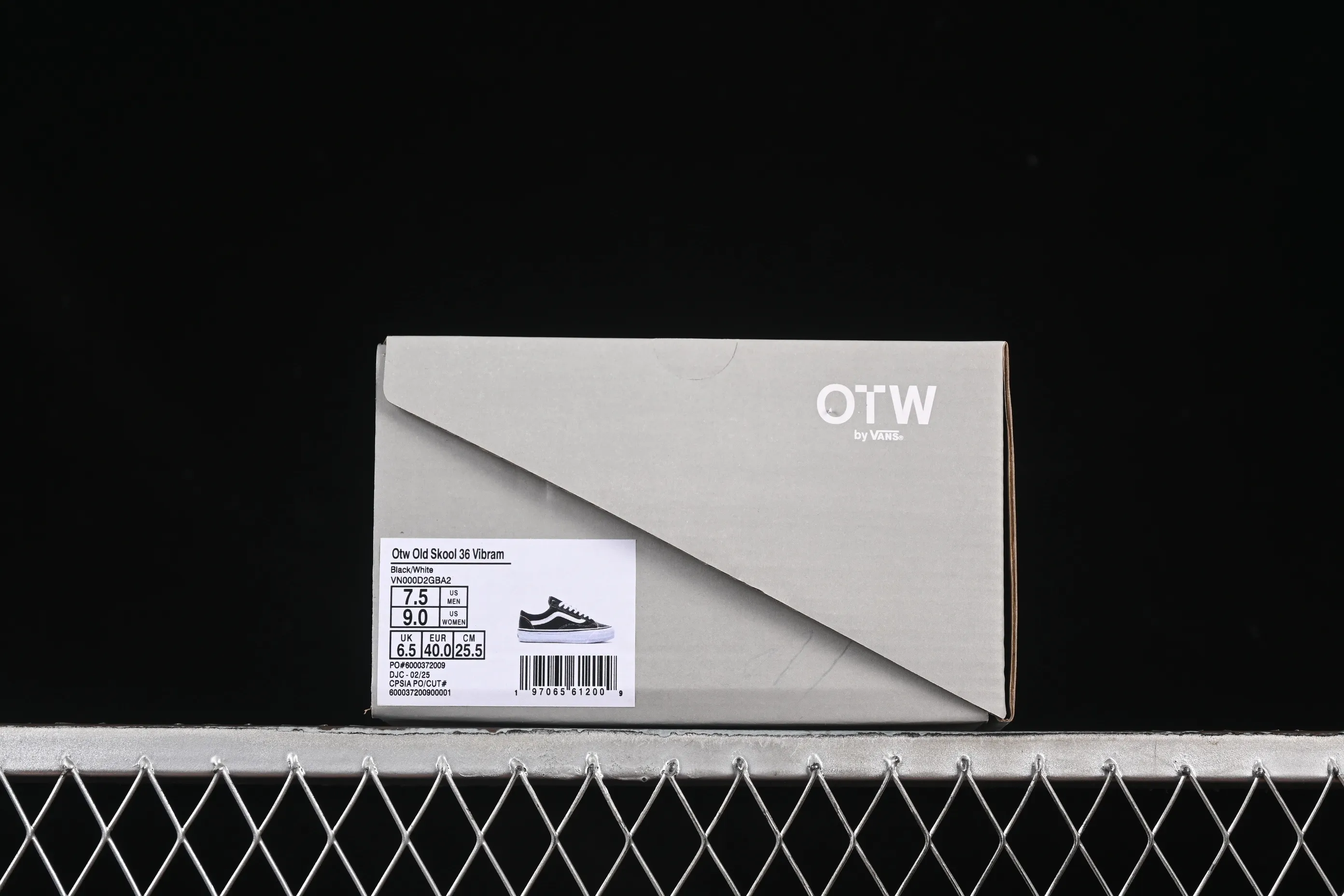 All categories Vans Vans series Vans Low Vans low-top Vans Old Skool 36 Vibram Vans high-end branch low-top retro casual sneakers VN000D2GBA2